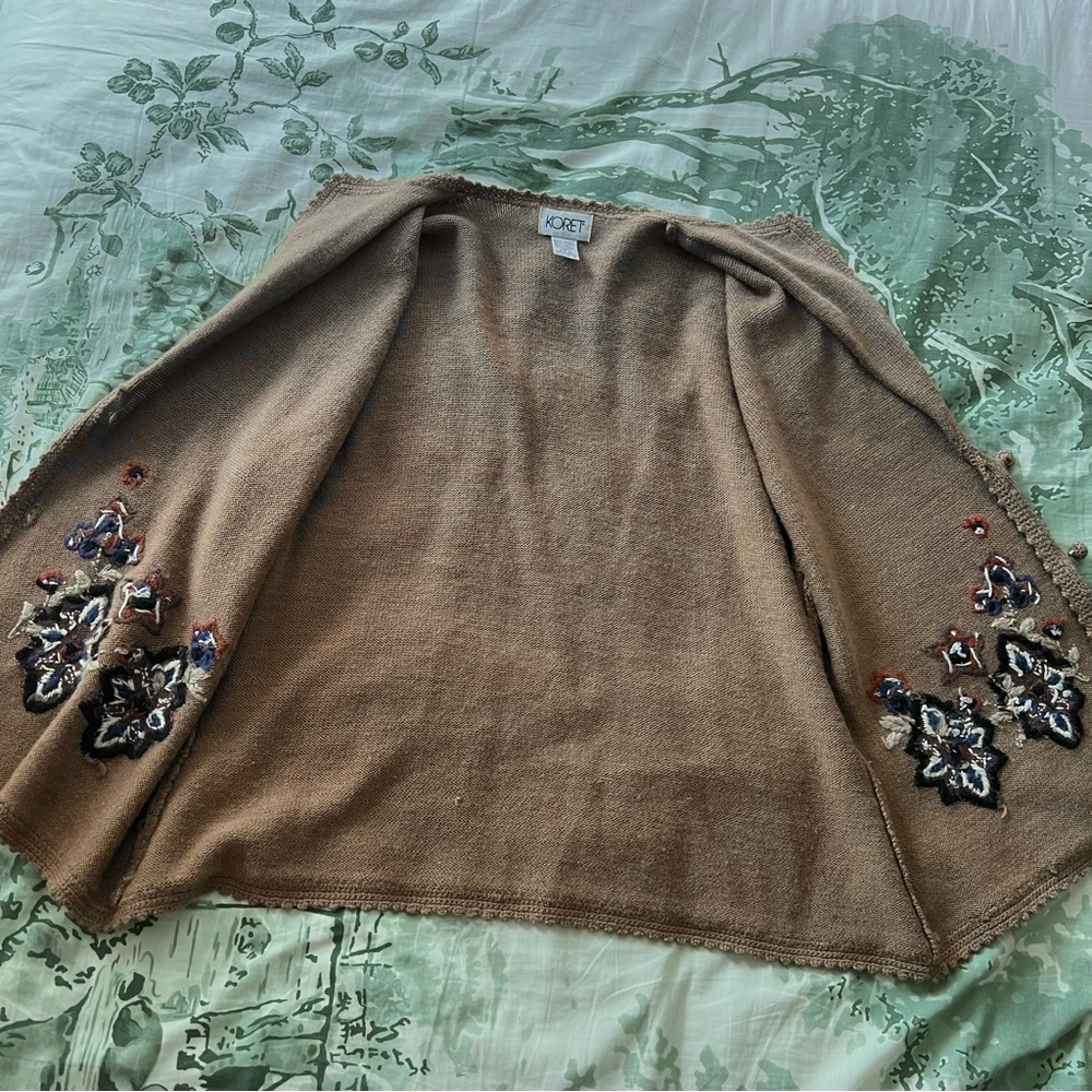 Vintage Koret Floral Embroidered Knit Sweater Vest - Picture 11 of 14
